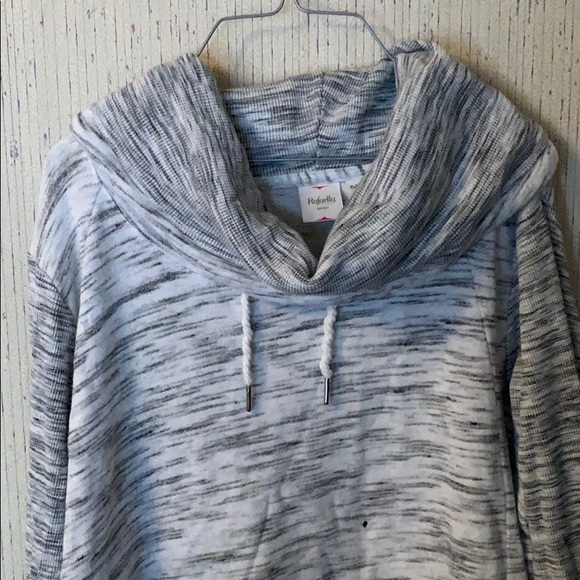 Rafaella Sport Sweater - Picture 2 of 2